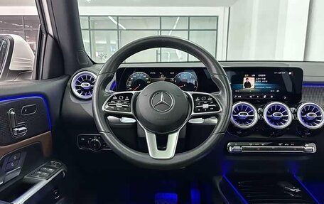 Mercedes-Benz GLB, 2021 год, 2 090 000 рублей, 5 фотография