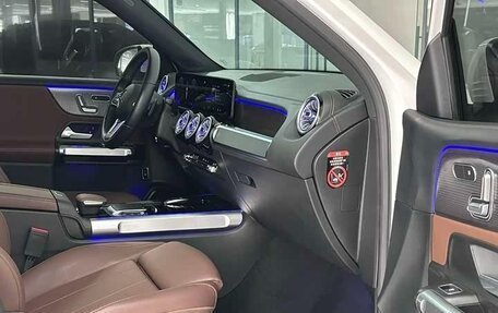 Mercedes-Benz GLB, 2021 год, 2 090 000 рублей, 8 фотография