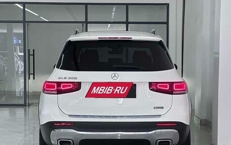 Mercedes-Benz GLB, 2021 год, 2 090 000 рублей, 3 фотография
