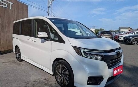 Honda Stepwgn IV, 2020 год, 1 800 000 рублей, 1 фотография