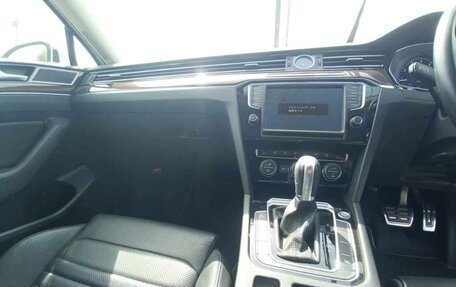 Volkswagen Passat B8 рестайлинг, 2017 год, 1 503 002 рублей, 11 фотография