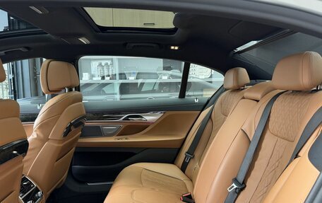 BMW 7 серия, 2020 год, 6 300 000 рублей, 21 фотография