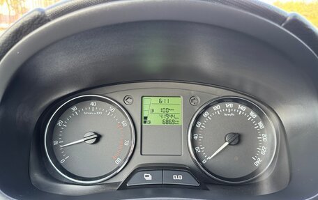 Skoda Fabia II, 2011 год, 889 000 рублей, 23 фотография