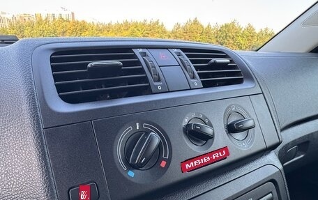 Skoda Fabia II, 2011 год, 889 000 рублей, 26 фотография