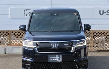 Honda Stepwgn, 2023 год, 1 890 666 рублей, 2 фотография