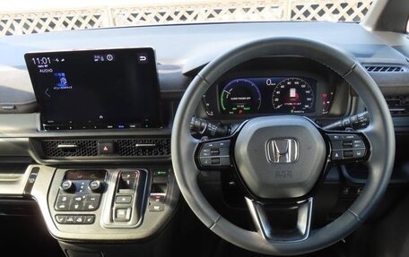 Honda Stepwgn, 2023 год, 1 890 666 рублей, 10 фотография