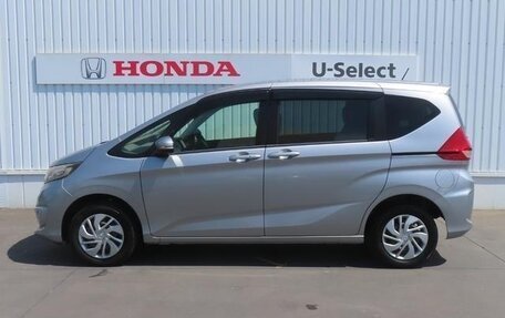 Honda Freed II, 2017 год, 1 200 000 рублей, 7 фотография