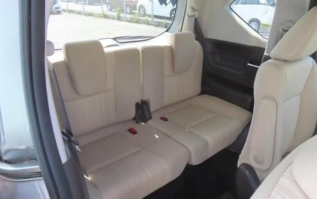 Honda Freed II, 2017 год, 1 200 000 рублей, 25 фотография