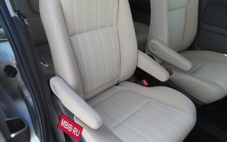 Honda Freed II, 2017 год, 1 200 000 рублей, 27 фотография