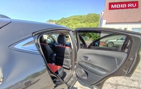 Honda Vezel, 2015 год, 795 000 рублей, 6 фотография