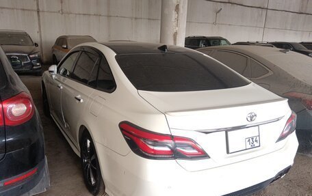 Toyota Crown, 2019 год, 2 180 250 рублей, 4 фотография