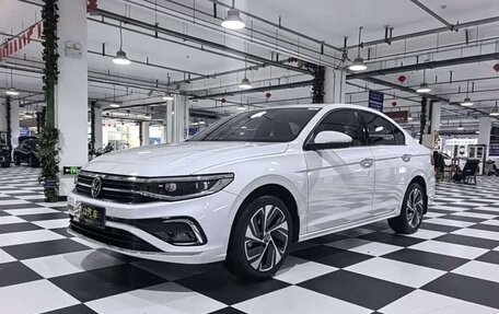Volkswagen Bora, 2023 год, 1 430 000 рублей, 1 фотография