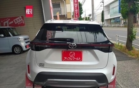 Toyota Yaris Cross, 2023 год, 1 750 400 рублей, 5 фотография