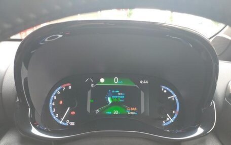 Toyota Yaris Cross, 2023 год, 1 750 400 рублей, 20 фотография