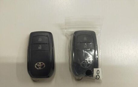 Toyota Yaris Cross, 2023 год, 1 750 400 рублей, 37 фотография