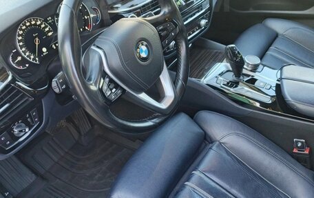 BMW 5 серия, 2018 год, 3 650 000 рублей, 10 фотография