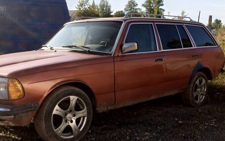 Mercedes-Benz W123, 1985 год, 34 999 рублей, 5 фотография