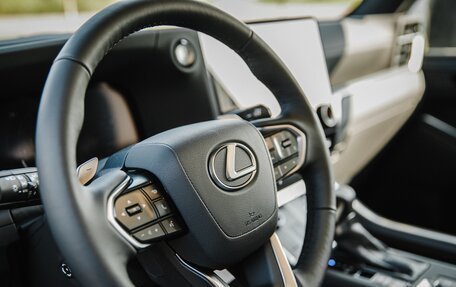 Lexus GX, 2026 год, 15 200 000 рублей, 21 фотография