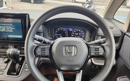 Honda Stepwgn, 2023 год, 1 782 000 рублей, 14 фотография