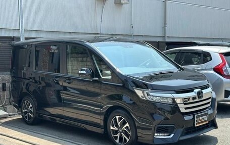 Honda Stepwgn IV, 2021 год, 1 650 000 рублей, 3 фотография