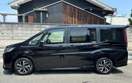 Honda Stepwgn IV, 2021 год, 1 650 000 рублей, 8 фотография