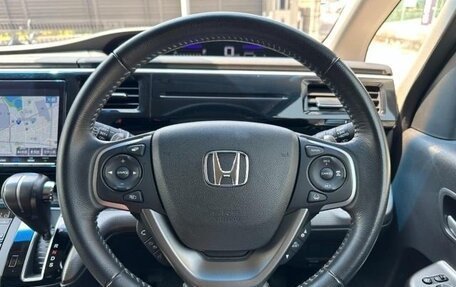 Honda Stepwgn IV, 2021 год, 1 650 000 рублей, 11 фотография