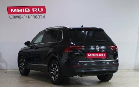 Volkswagen Tiguan II, 2019 год, 3 099 000 рублей, 4 фотография