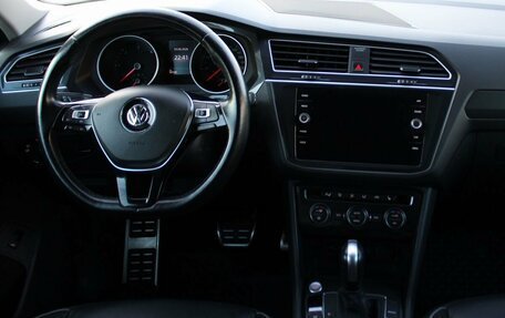 Volkswagen Tiguan II, 2019 год, 3 099 000 рублей, 22 фотография