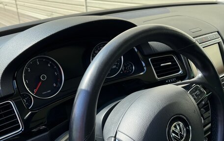 Volkswagen Touareg III, 2017 год, 3 490 000 рублей, 8 фотография