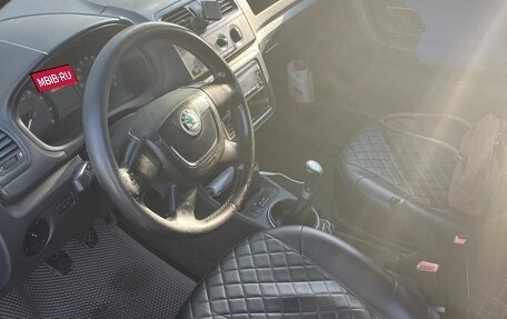 Skoda Fabia II, 2010 год, 270 000 рублей, 5 фотография