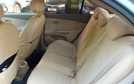 KIA Rio II, 2006 год, 550 000 рублей, 5 фотография