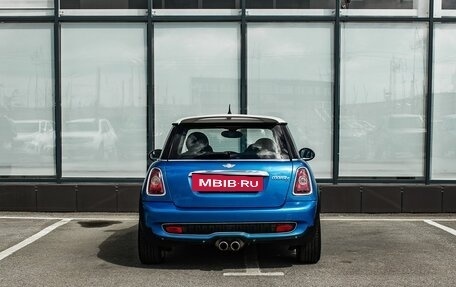 MINI Hatch, 2007 год, 800 000 рублей, 4 фотография