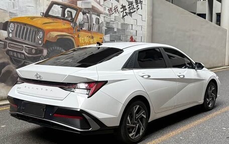 Hyundai Elantra, 2023 год, 1 442 000 рублей, 3 фотография