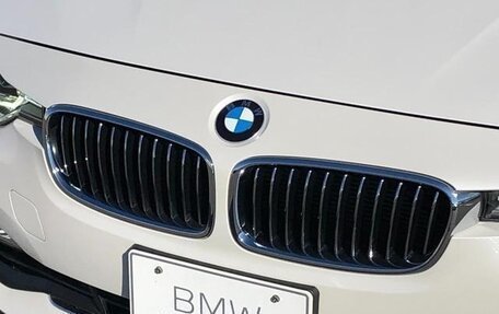 BMW 3 серия, 2019 год, 1 750 000 рублей, 3 фотография