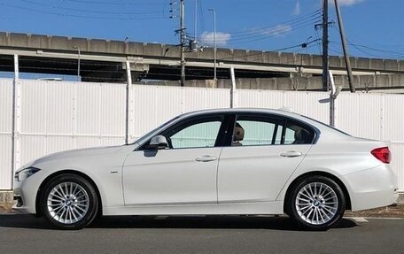 BMW 3 серия, 2019 год, 1 750 000 рублей, 5 фотография