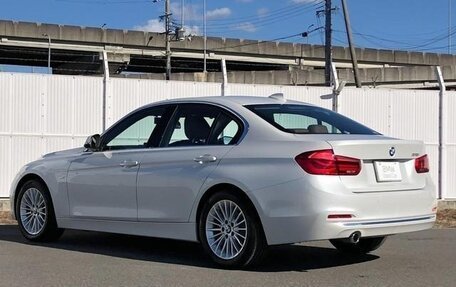 BMW 3 серия, 2019 год, 1 750 000 рублей, 6 фотография