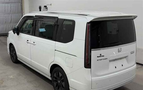 Honda Stepwgn, 2023 год, 2 753 002 рублей, 4 фотография