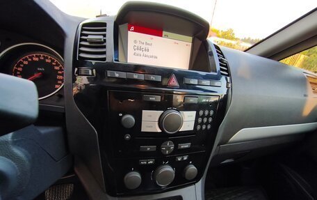 Opel Zafira B, 2008 год, 680 000 рублей, 11 фотография