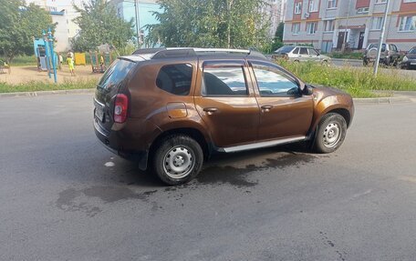 Renault Duster I рестайлинг, 2014 год, 900 000 рублей, 4 фотография