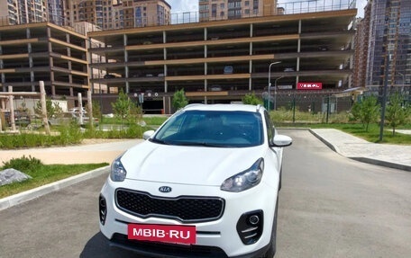 KIA Sportage IV рестайлинг, 2018 год, 2 050 000 рублей, 3 фотография