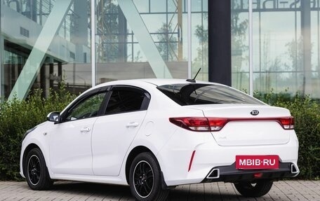 KIA Rio IV, 2021 год, 1 599 000 рублей, 6 фотография