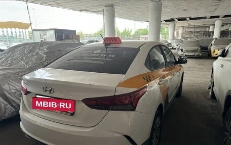 Hyundai Solaris II рестайлинг, 2021 год, 866 800 рублей, 5 фотография