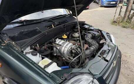 Chevrolet Niva I рестайлинг, 2004 год, 250 000 рублей, 9 фотография