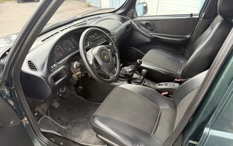 Chevrolet Niva I рестайлинг, 2004 год, 250 000 рублей, 12 фотография
