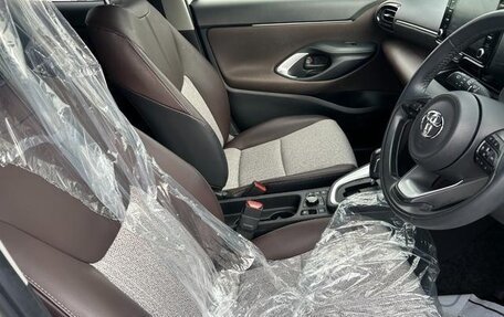 Toyota Yaris Cross, 2022 год, 1 695 002 рублей, 5 фотография