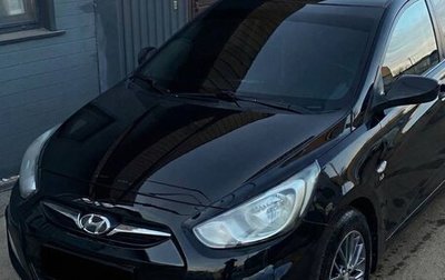 Hyundai Solaris II рестайлинг, 2013 год, 600 000 рублей, 1 фотография