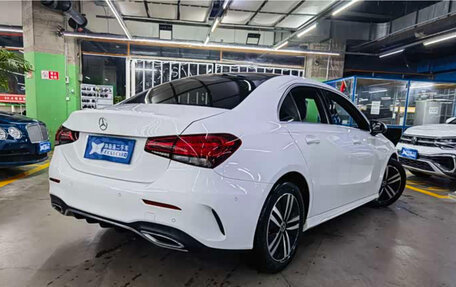 Mercedes-Benz A-Класс, 2021 год, 1 840 000 рублей, 6 фотография