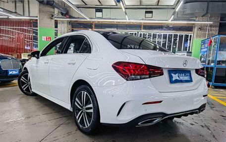 Mercedes-Benz A-Класс, 2021 год, 1 840 000 рублей, 4 фотография