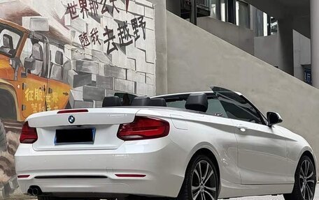BMW 2 серия F22, 2018 год, 1 500 000 рублей, 3 фотография