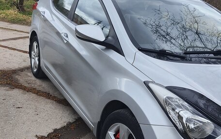 Hyundai Elantra V, 2011 год, 550 000 рублей, 1 фотография